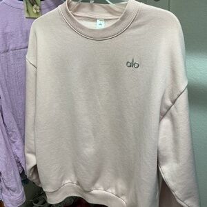 ALO Accolade Crewneck Sweatshirt in Pink Quartz